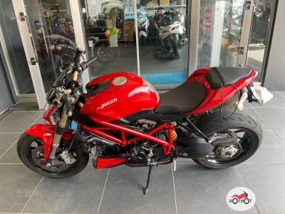 Мотоцикл DUCATI Streetfighter 2011, Красный пробег 10607