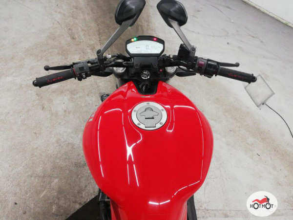 Мотоцикл DUCATI Monster 821 2014, Красный пробег 45447 | Мототека