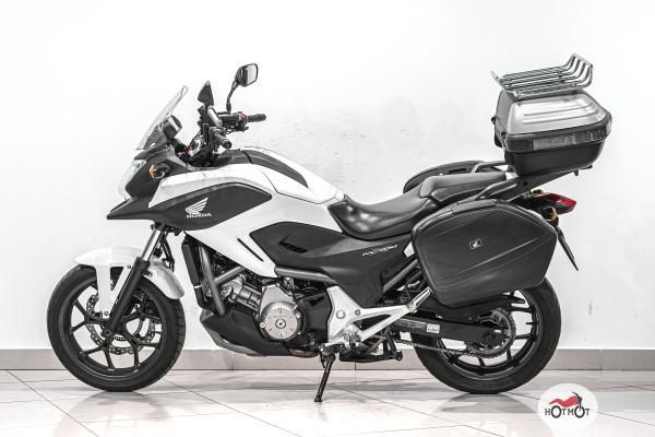 Мотоцикл HONDA NC 700X 2013, БЕЛЫЙ пробег 24247 | Мототека