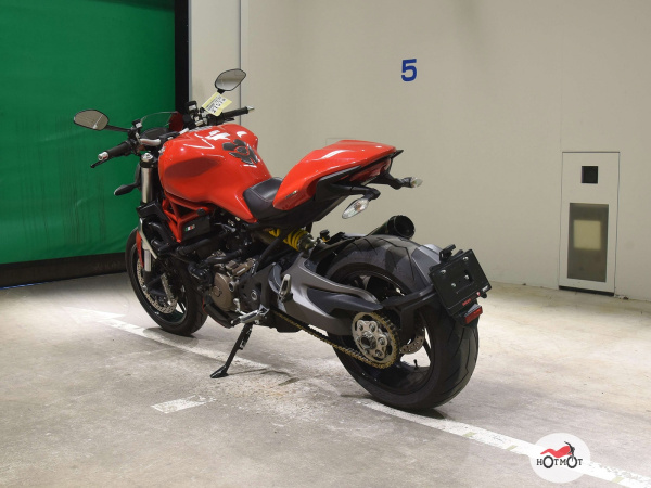 Мотоцикл DUCATI Monster 1200 2015, Красный пробег 33926 | Мототека